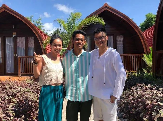 Lotus Bungalow Ferienpark Nusa Penida